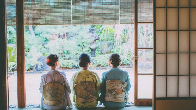 日和る ひよる とはどういう意味 語源と使い方も解説 ワードバンク